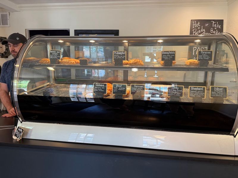 The Service Experience That Regulars Rave About