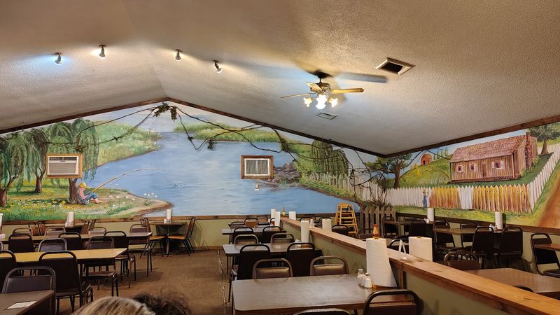 A Warm, Casual Atmosphere That Feels Genuinely Welcoming