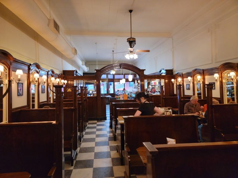 Light Bites And Lunch Options Worth Knowing About