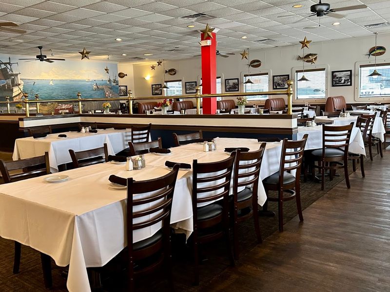 Christie’s Seafood & Steaks