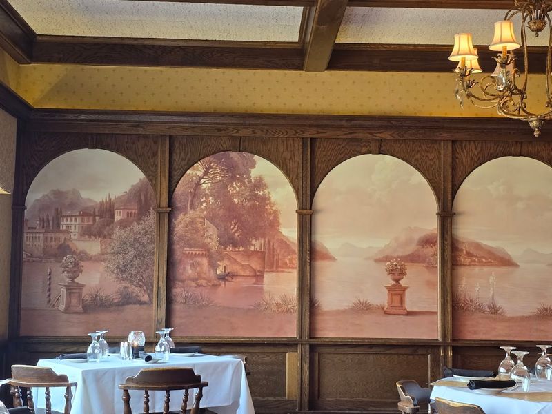 Pickwick Restaurant
