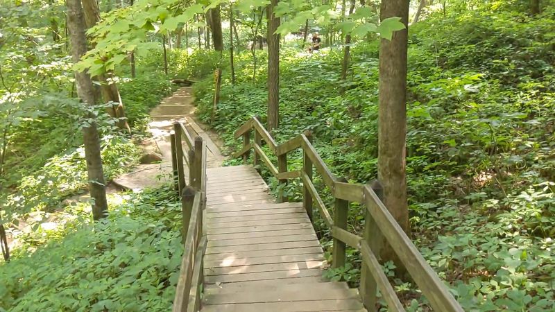 Exploring the Maquoketa River edge