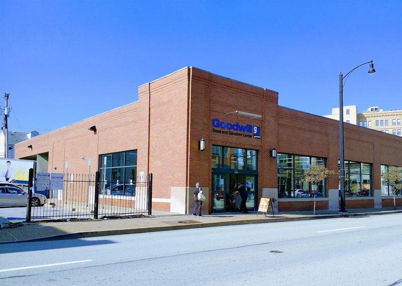 Goodwill E Carson St Pittsburgh