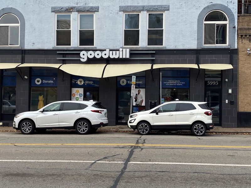Goodwill Centre Ave Pittsburgh