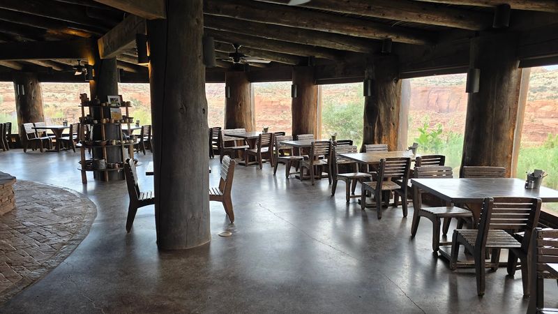 Kiva Koffeehouse, Escalante