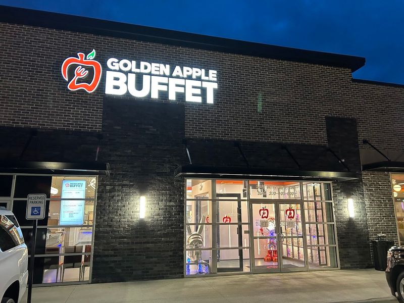 Golden Apple Buffet, Cedar Rapids