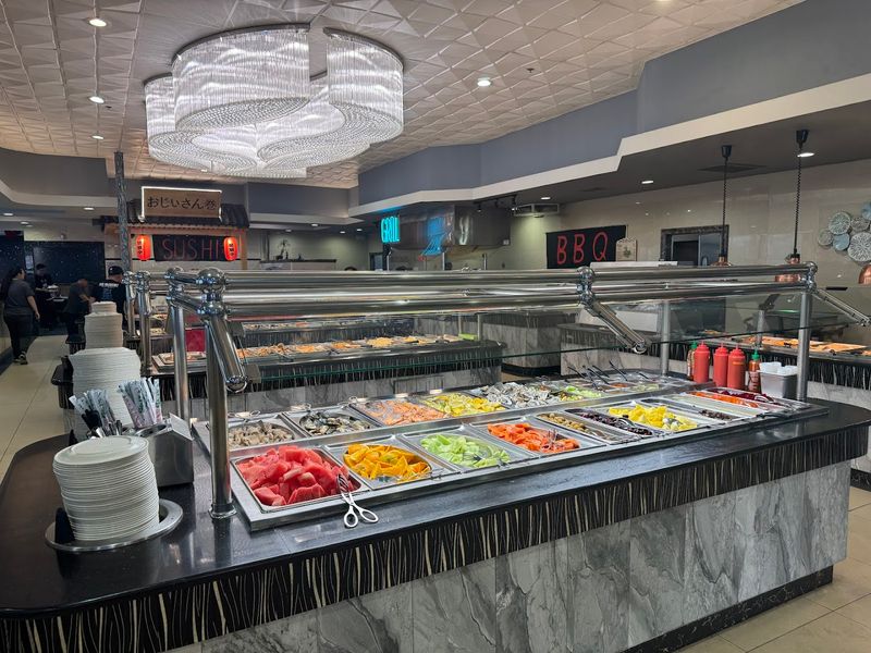 Flaming Buffet In Norwalk Turns Up The Heat On Seafood Variety