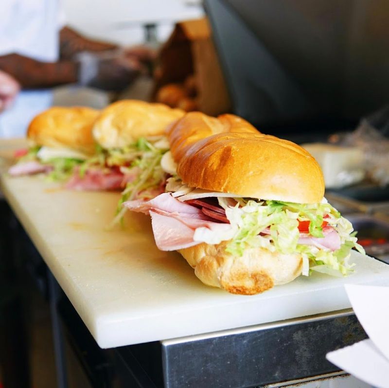 The Deluxe Italian Combo Has Become The Benchmark
