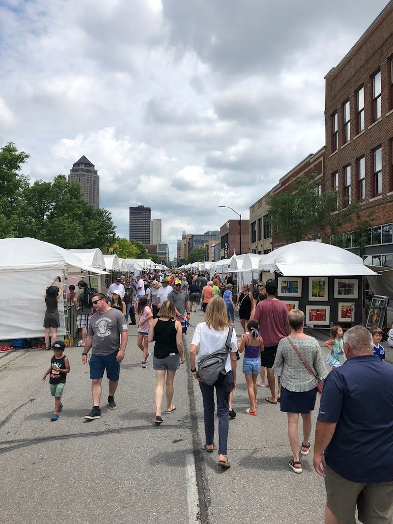 Des Moines Arts Festival, Western Gateway Park