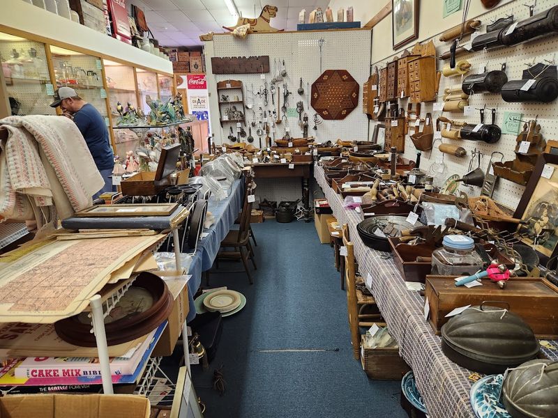 Furniture And Primitives Worth The Drive Alone