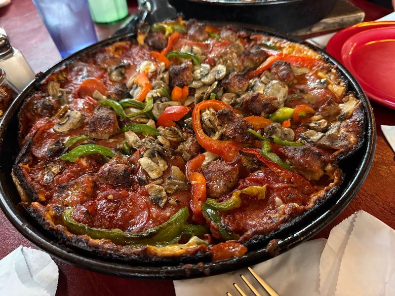 Pequod's Pizza