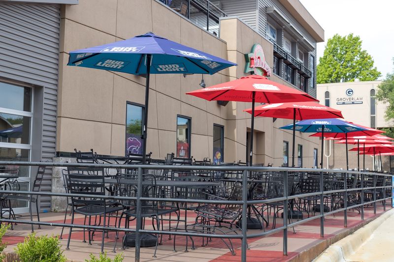 Maloney's Sports Bar & Grill