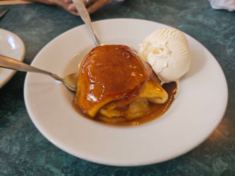 Dessert Keeps The Regional And The Dining Story Going