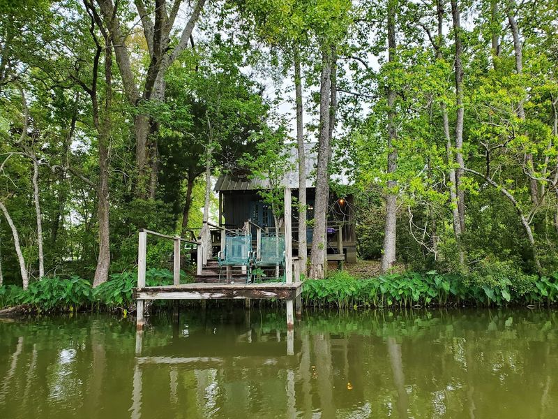 Embracing The Secluded And Historical Setting