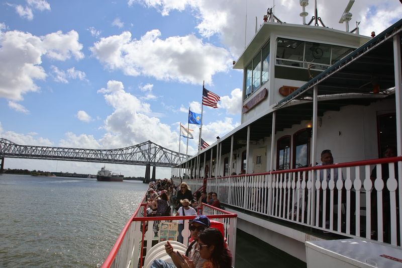 Choose The Daytime Cruise For The Clearest River Experience