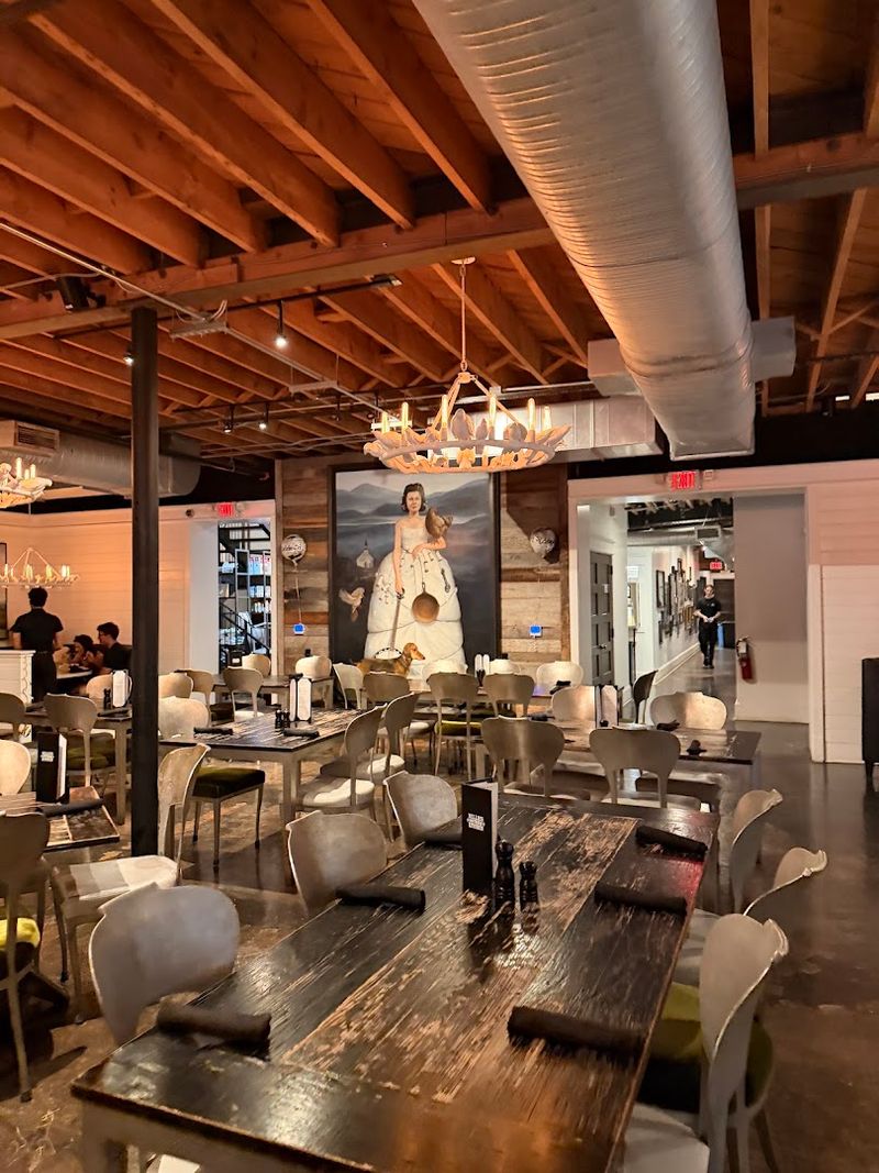 Nellie’s Southern Kitchen, Charlotte’s Buffet Bliss
