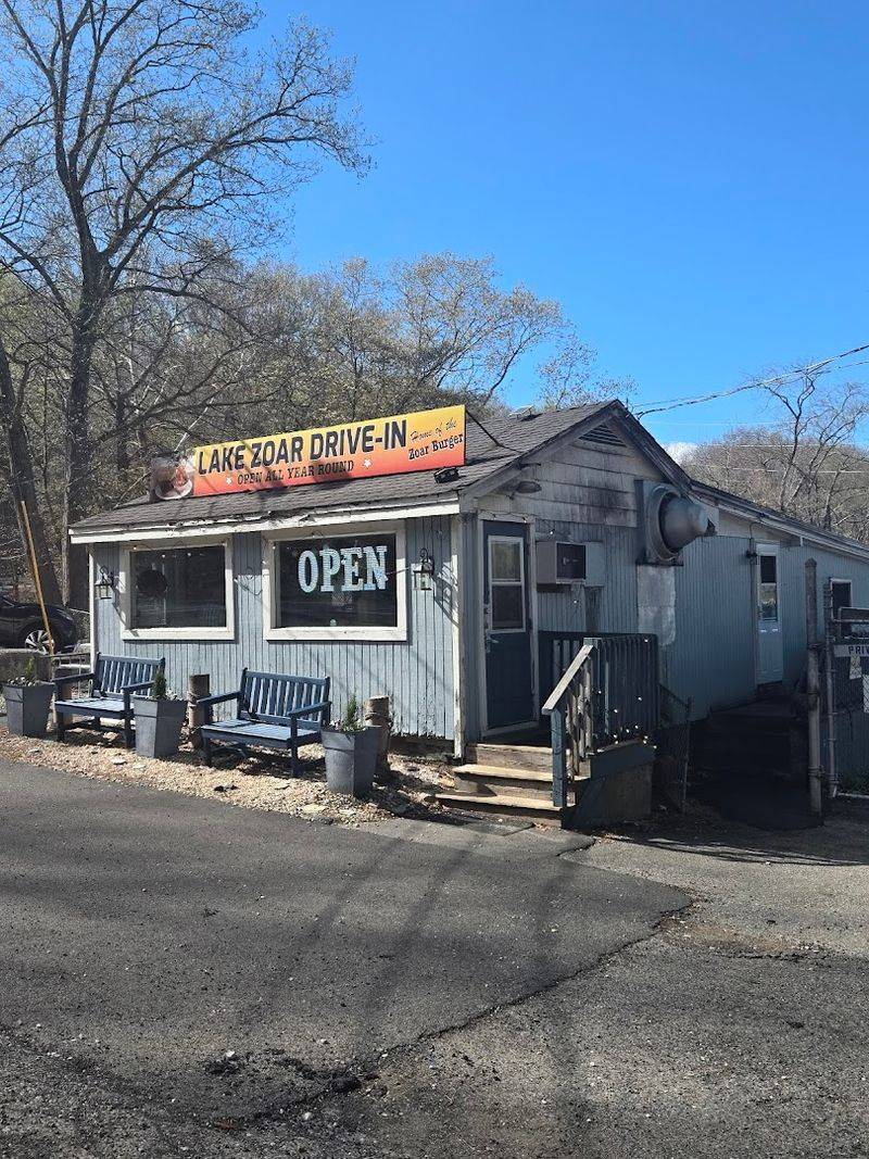Lake Zoar Drive-In, Stevenson