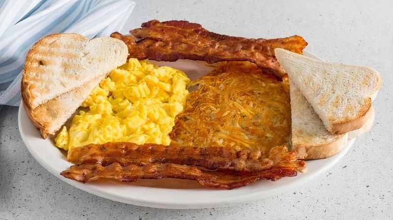The Breakfast Menu That Opens At 6 AM
