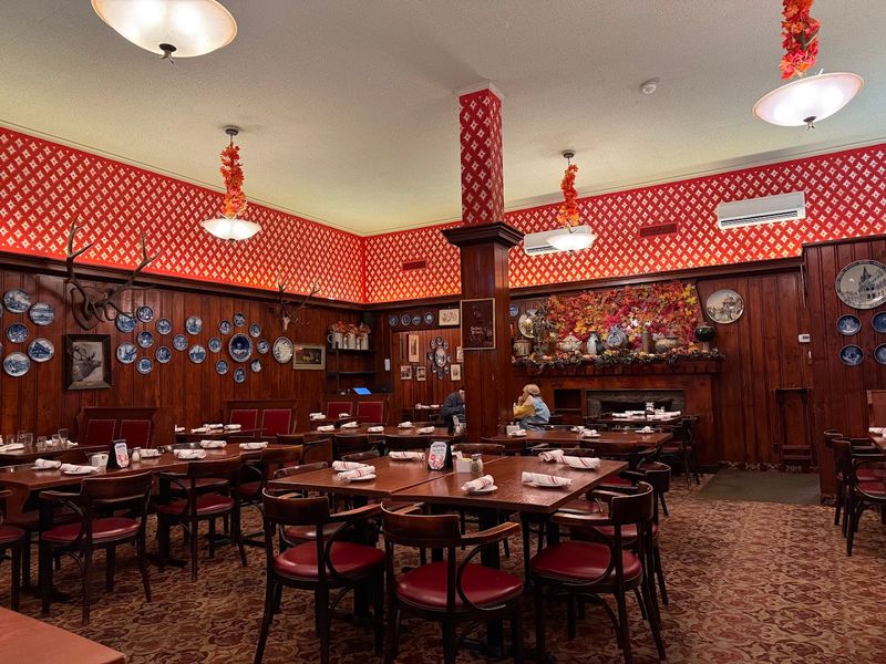The Student Prince Cafe And The Fort Restaurant