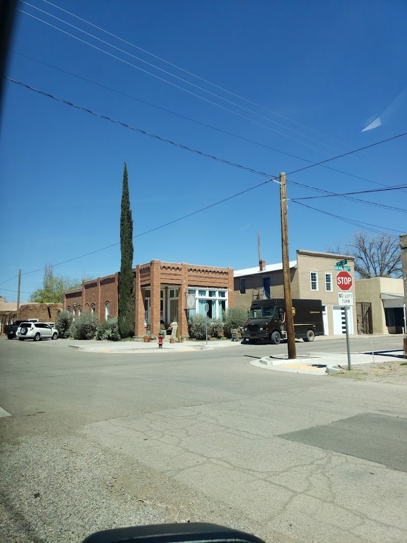 Historic Corners With Soul