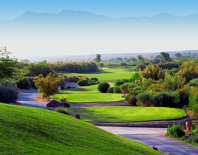 Nine Desert Golf Courses Sit Within Minutes Of Each Other Here