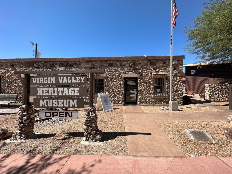 A Pueblo-Style Building From 1940 Still Tells The Whole Town's Story