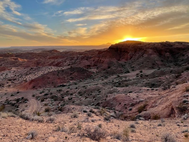 Zion, Valley Of Fire, And Lake Mead All Sit Within Reach