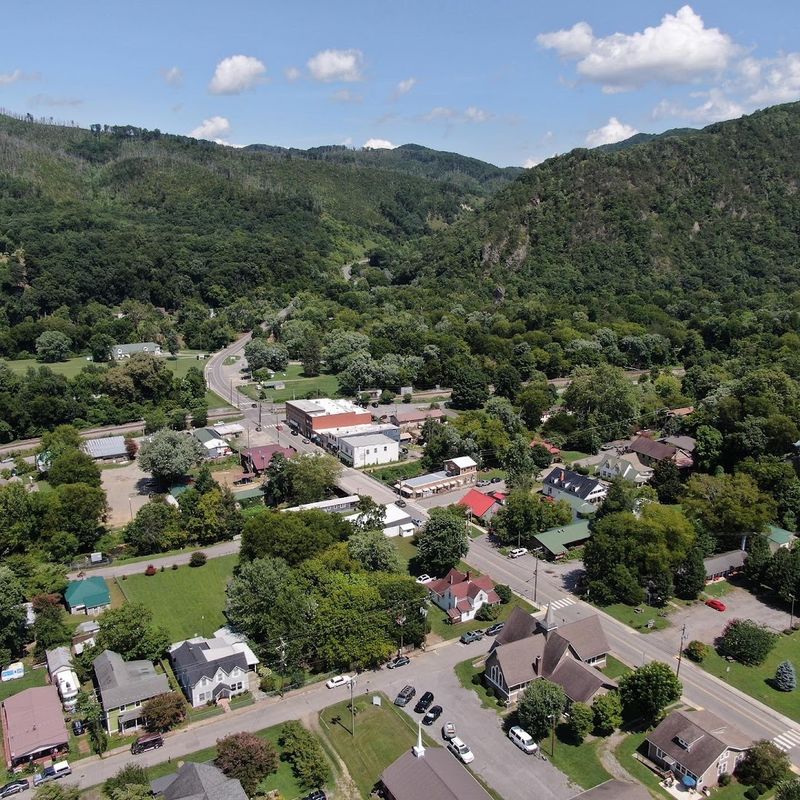 A Mountain Town With Surprisingly Clean Air