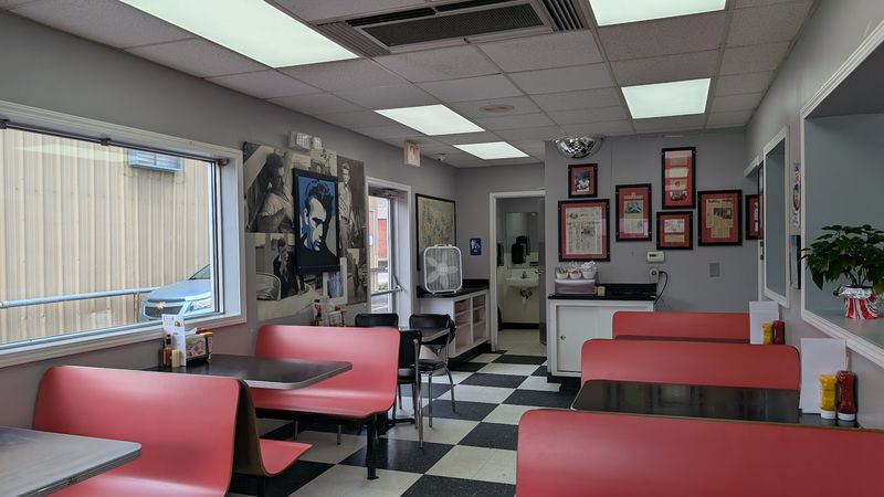 NuWay Burgers, Wichita
