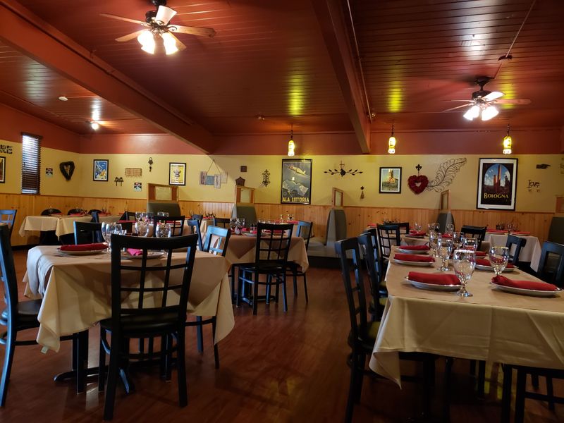 Amore Trattoria Italiana – Comstock Park (Grand Rapids Area)