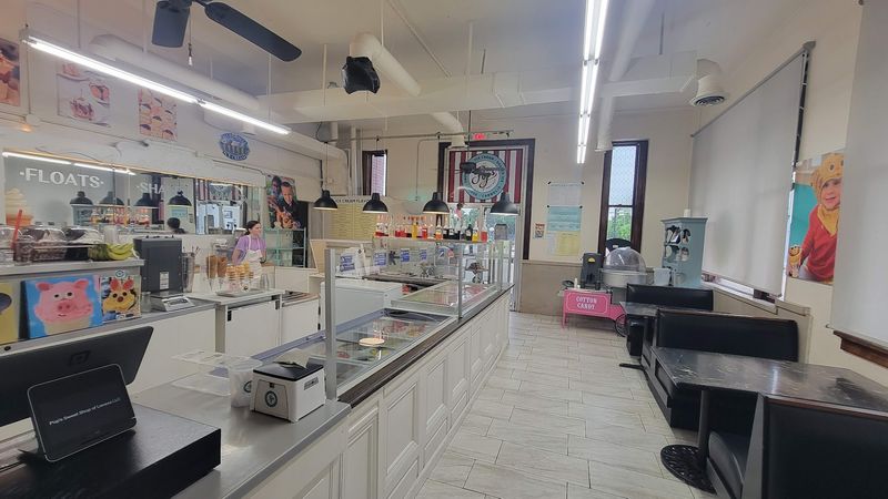 Pop's Sweet Shop, Spring Hill / Lenexa