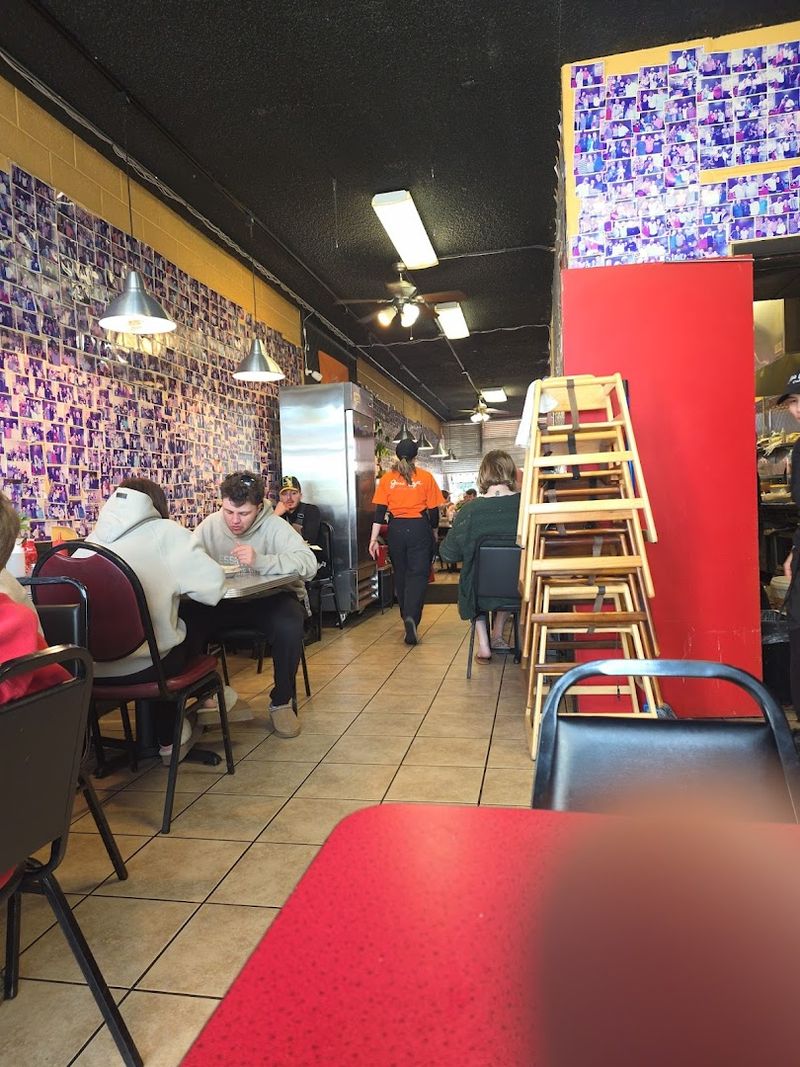 A Small Place That Handles A Big Crowd With Real Grace