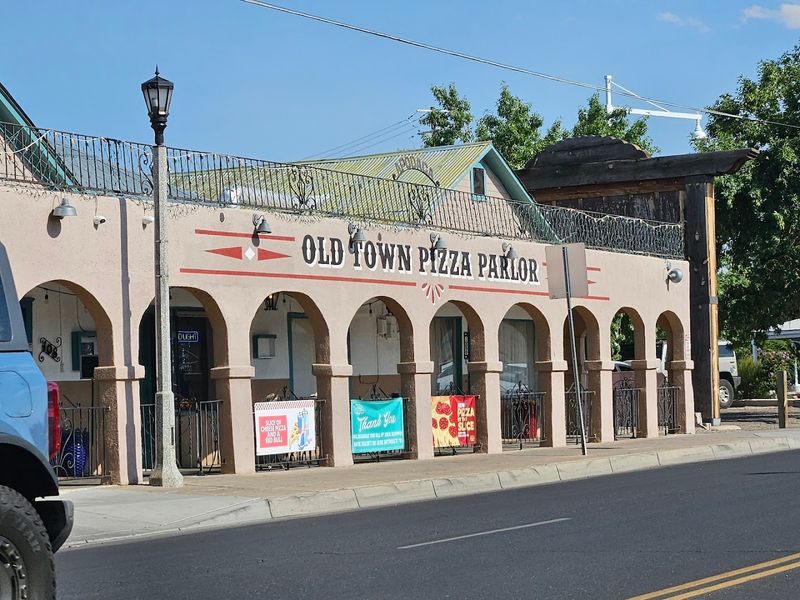 A Familiar Neighborhood Feel Near Historic Streets