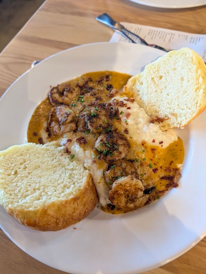 Shrimp And Grits That Bring The Gulf Coast To The Table
