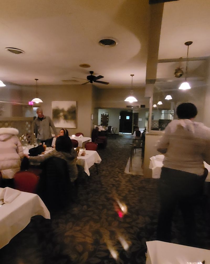 Why This Iowa Supper Club Still Earns Its Place