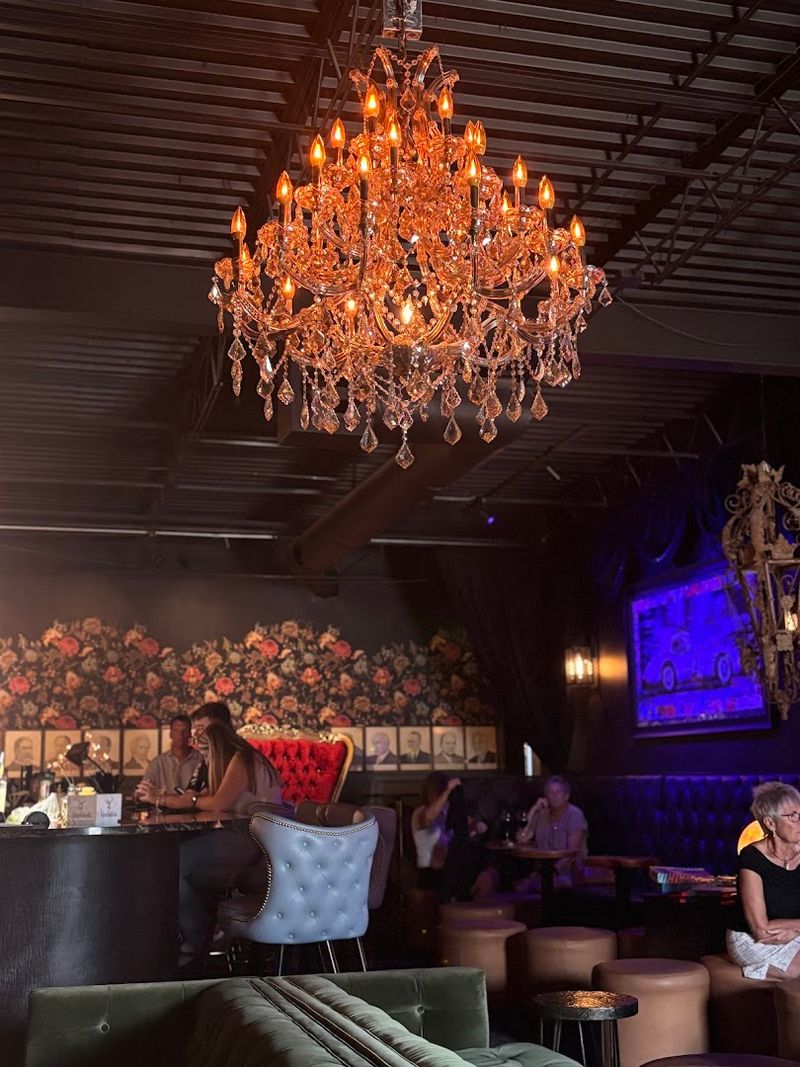 Why Simon's Works as a Celebration Dinner Destination