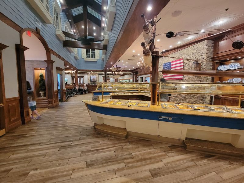 The Nautical Atmosphere Sets The Mood Before The First Bite