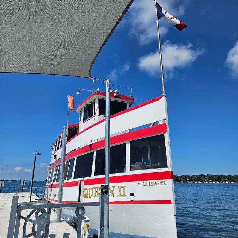 The Queen II Boat Tour on Lake Okoboji