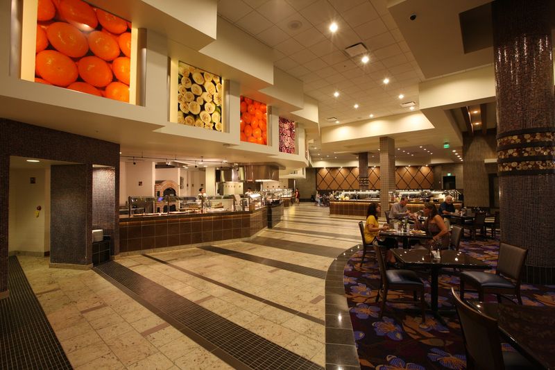 Robert's Buffet at Grand Falls Casino & Golf Resort, Larchwood