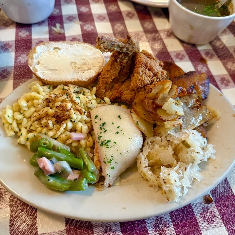 Bavarian Chicken and the Broasted Option Worth Knowing About