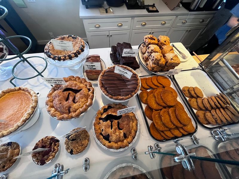 Seasonal Fruit Pies Worth Planning Around