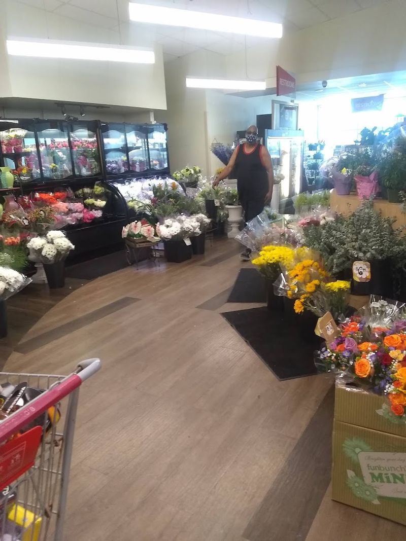 Floral And Nonfood Departments Add Convenience