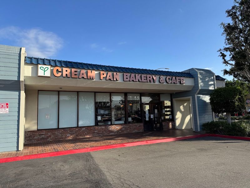 Cream Pan