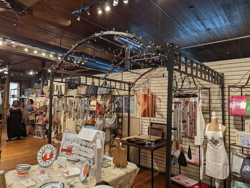 Upstairs Boutique