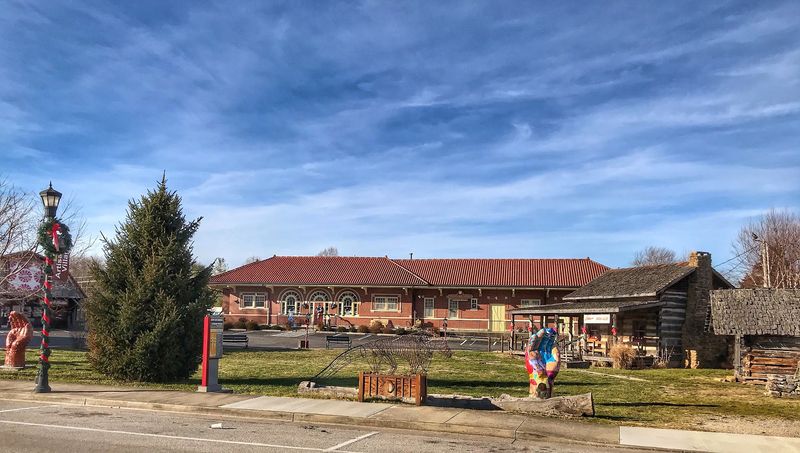 The Town That Turns Browsers Into Believers