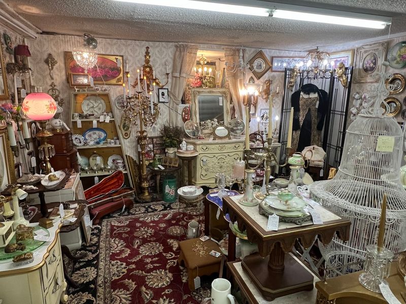 Over 400 Dealer Shops