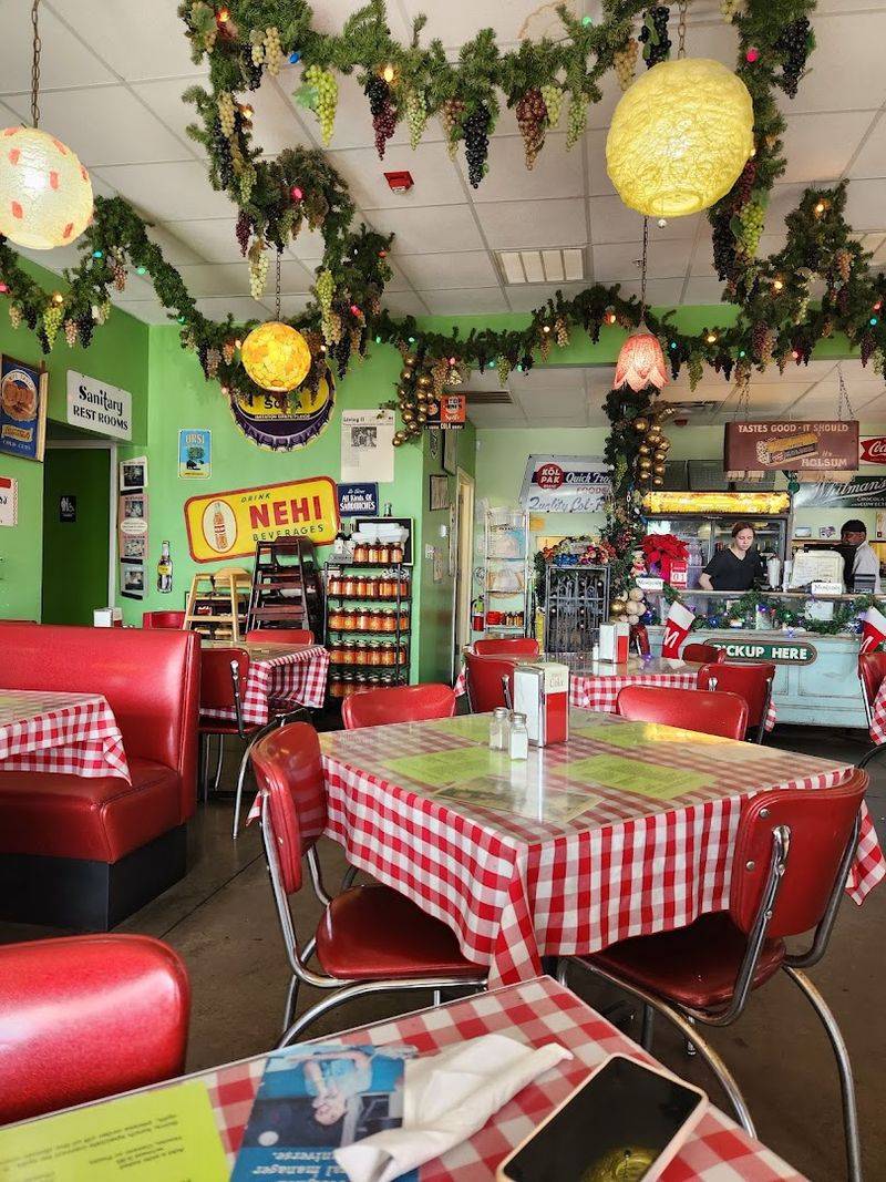 Finding The Sweet-Sauce Stop Without Losing Your Lunch Discipline