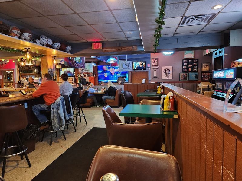 The Restaurant That Sioux City Built Its Wing Reputation Around