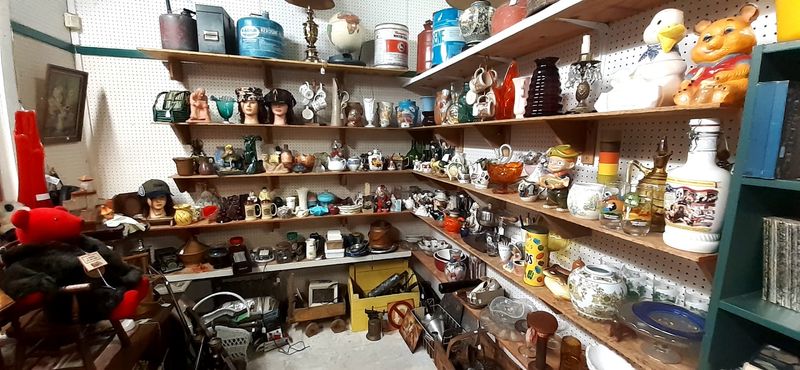 Ozark Antiques & Collectibles