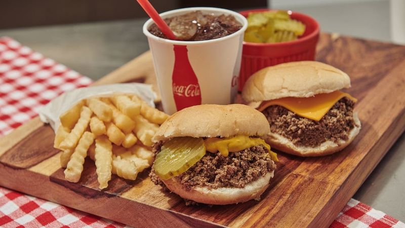 Tastee Inn & Out 